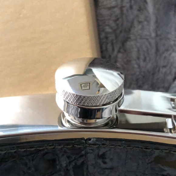 Neiman Marcus Flask - Picture 3 of 5
